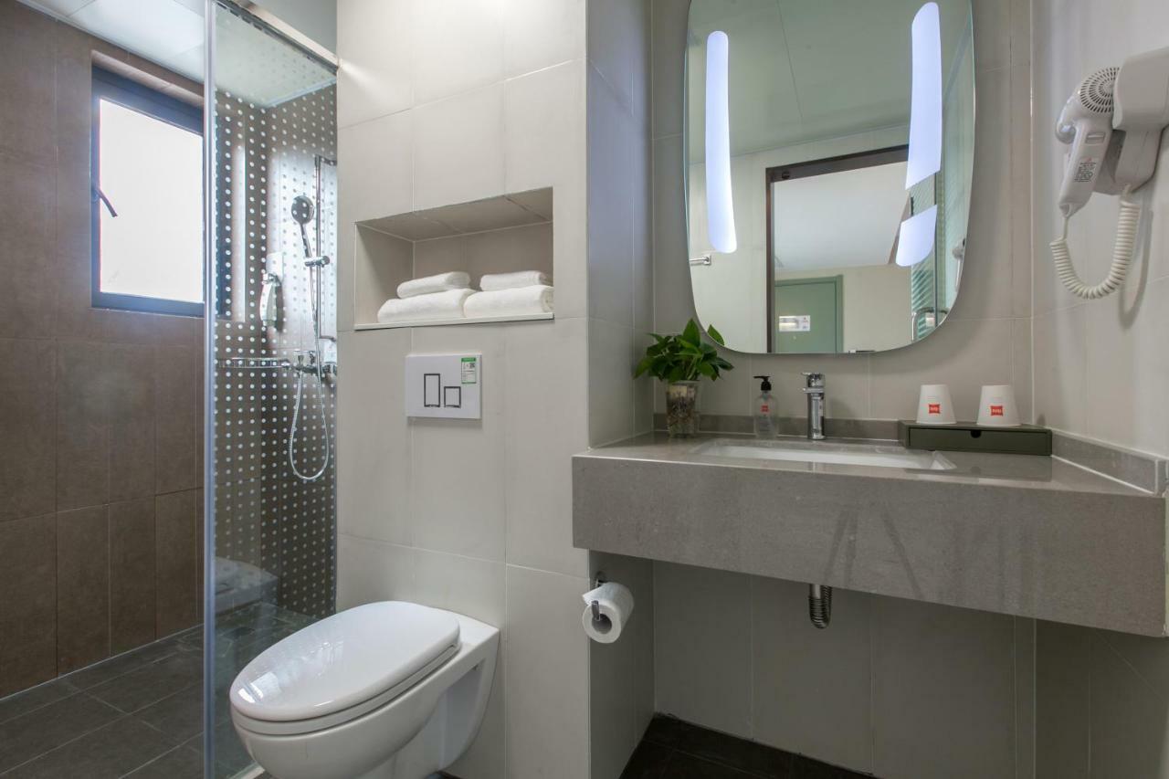 Ibis Wuhan Hubu Alley Hotel エクステリア 写真