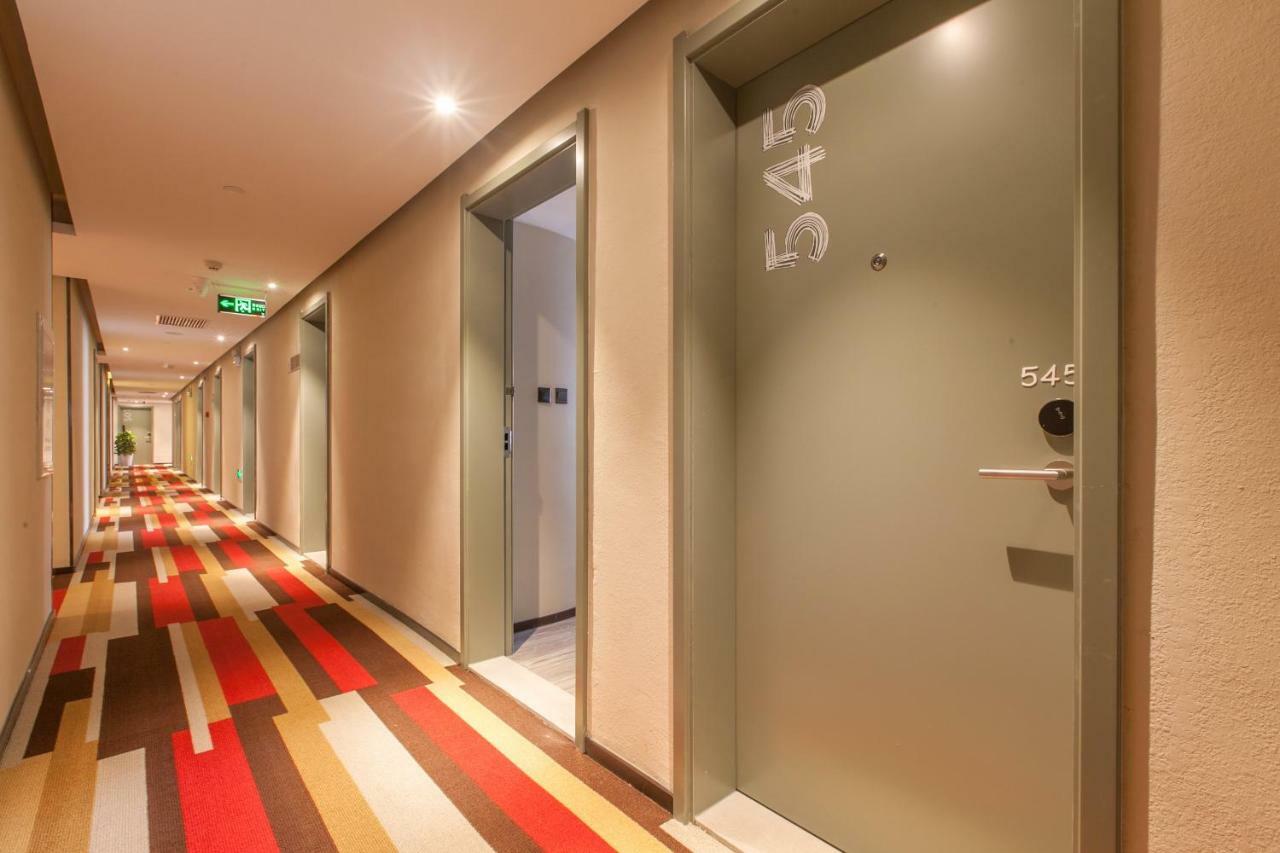 Ibis Wuhan Hubu Alley Hotel エクステリア 写真